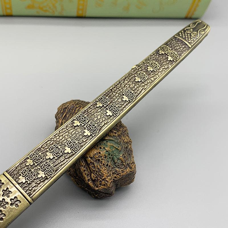 Elden Ring Banished Knight's Greatsword Replica - Exiled Warrior's Zinc Alloy Blade | Multi-Layer Anti-Tarnish Coating - BlacksmithSONG