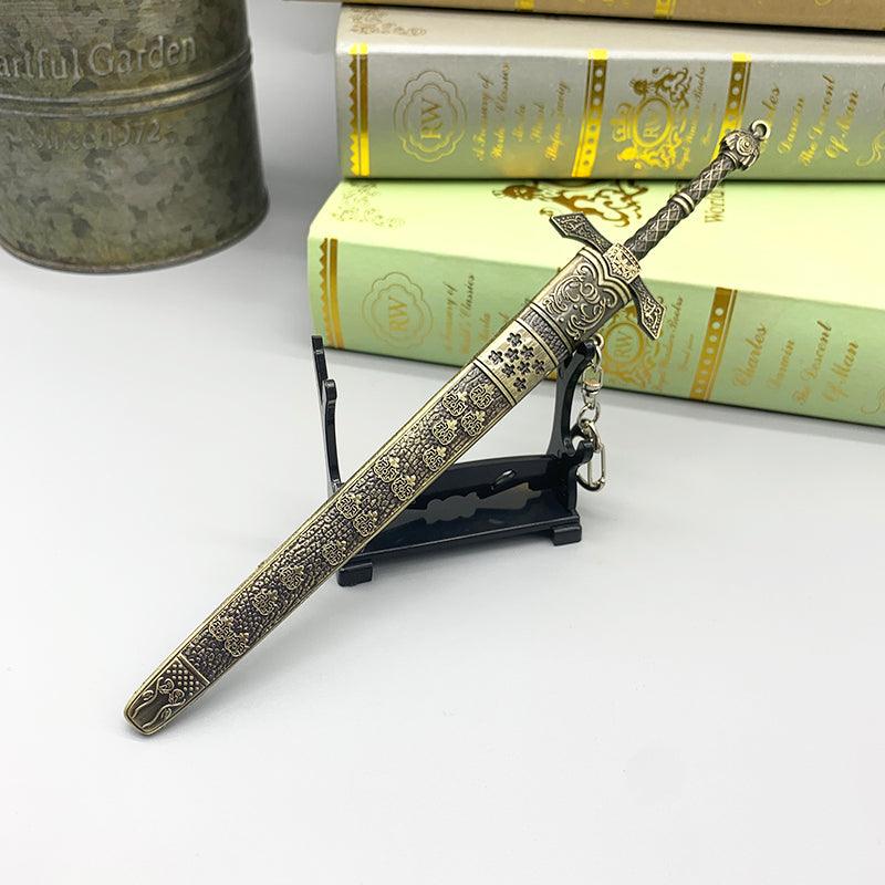 Elden Ring Banished Knight's Greatsword Replica - Exiled Warrior's Zinc Alloy Blade | Multi-Layer Anti-Tarnish Coating - BlacksmithSONG