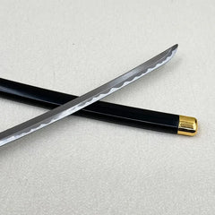 1:6 scale anime-style zinc alloy katana replica with black sheath and gold accent