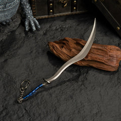 The king of quality of life weapons. ?? This Bloodhound's Fang metal replica captures the sleek curve and deadly grace of the Bloodhound Knight's curved greatsword. Cast in zinc alloy with a premium finish. The perfect Elden Ring desk accessory for every Tarnished who relied on the L2 finesse.