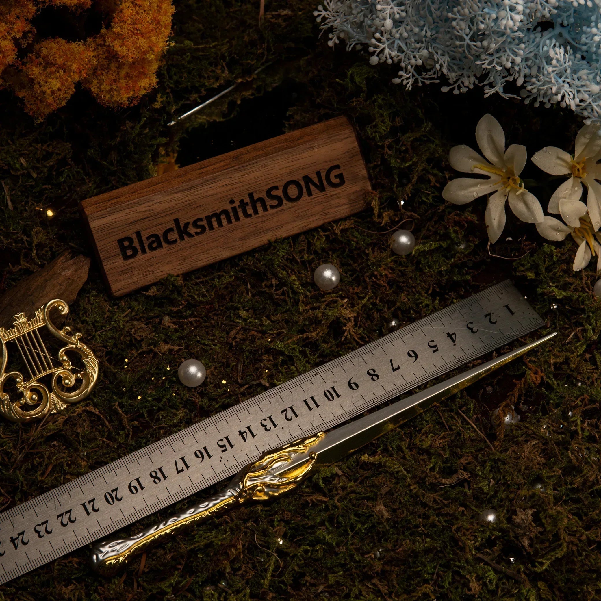 BlacksmithSONG 1:6 anime-style zinc alloy sword replica with ruler, moss and flowers