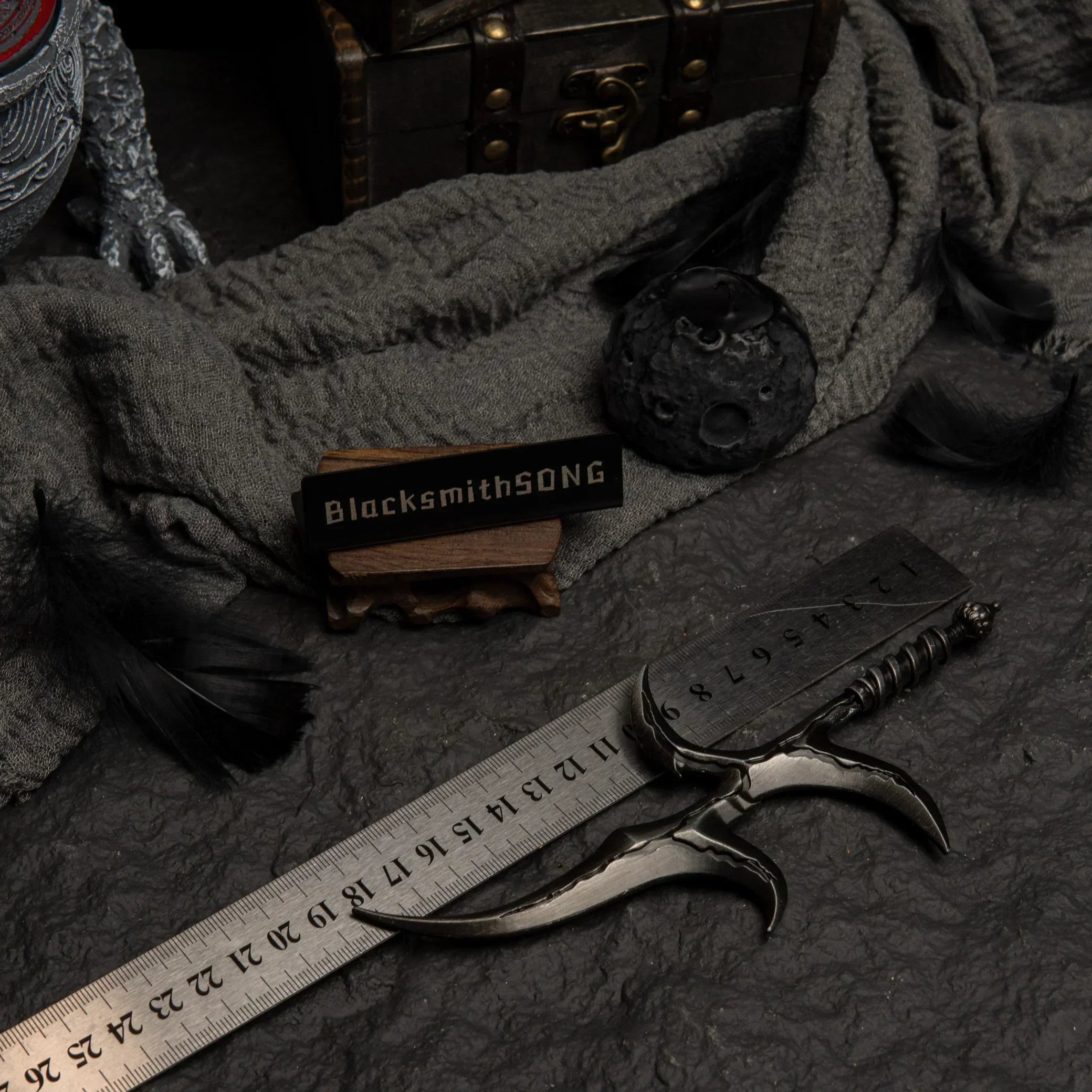 Black Knife replica placed next to a ruler showing a length of approximately 18cm.
