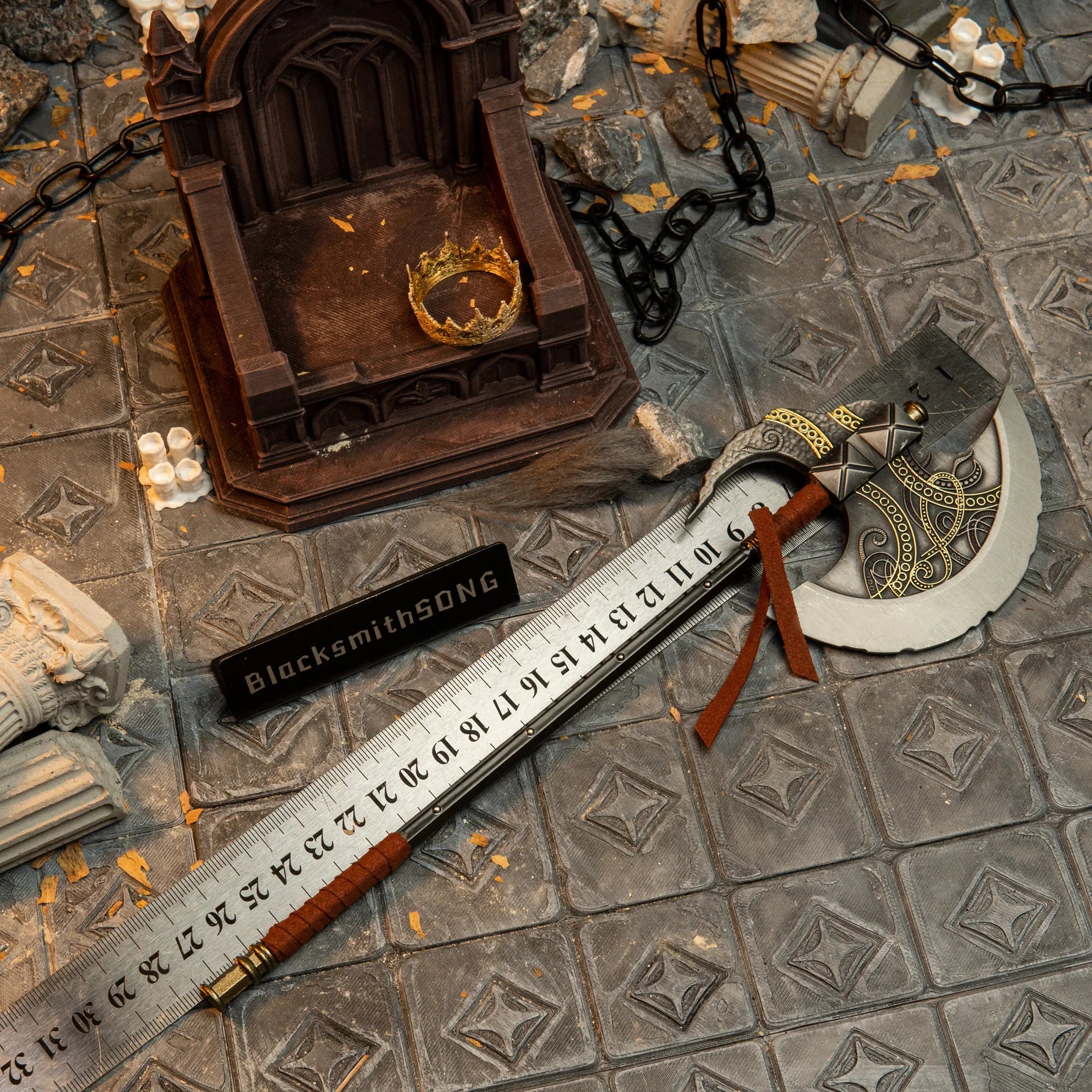 Axe of Godfrey replica — size chart, 27.5cm / 10.8 inches.