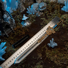 Royal Greatsword replica — size chart, 30cm / 11.8 inches.