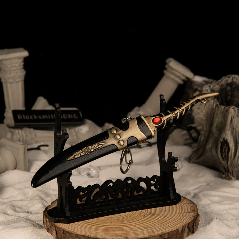Catspaw Dagger replica — displayed on the large display stand.