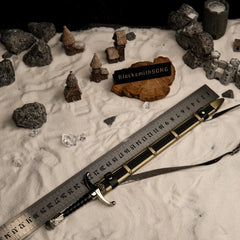 Longclaw replica — size chart, 30cm / 11.8 inches.