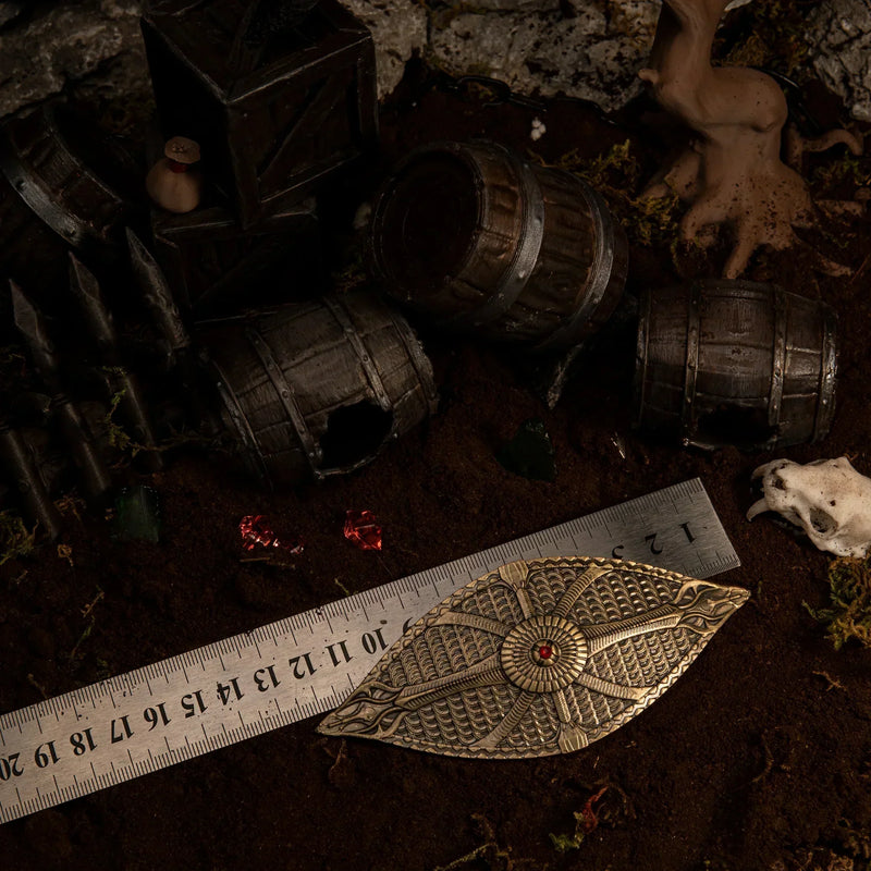 Dauntless Shield replica — size chart, 12.5cm / 4.9 inches.