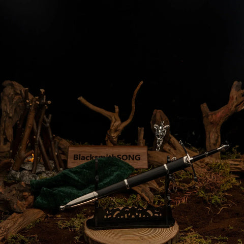 Northern Ranger's Worn Longsword | Metal Replica 22cm – BlacksmithSONG