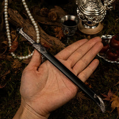 Thranduil's Sword replica (22cm die-cast zinc alloy sword) — held in hand for scale.