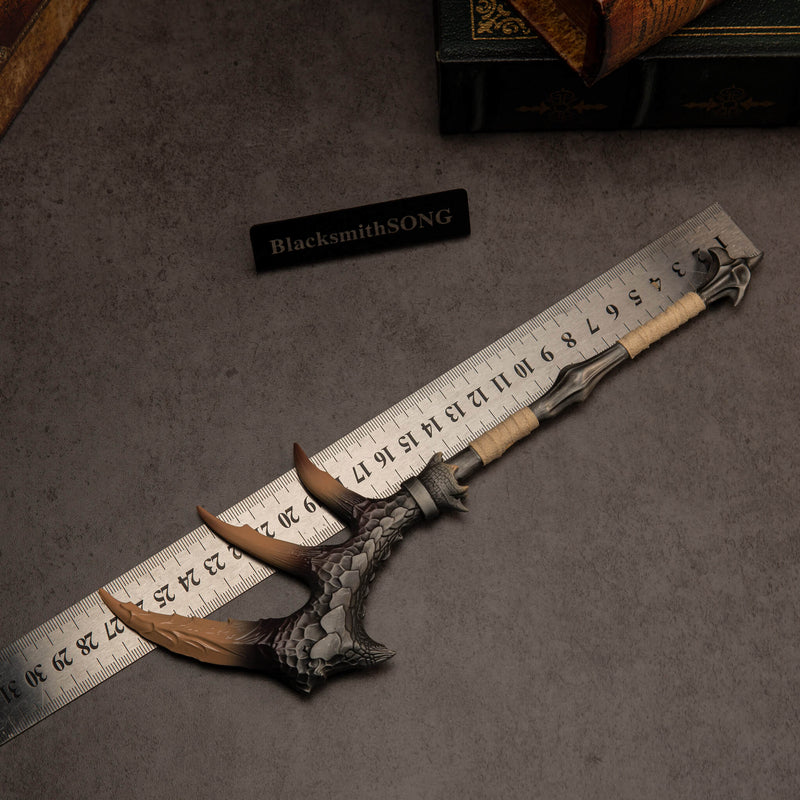 Fatalis Zaggespanon replica — size chart, 27cm / 10.6 inches, laid against a ruler.