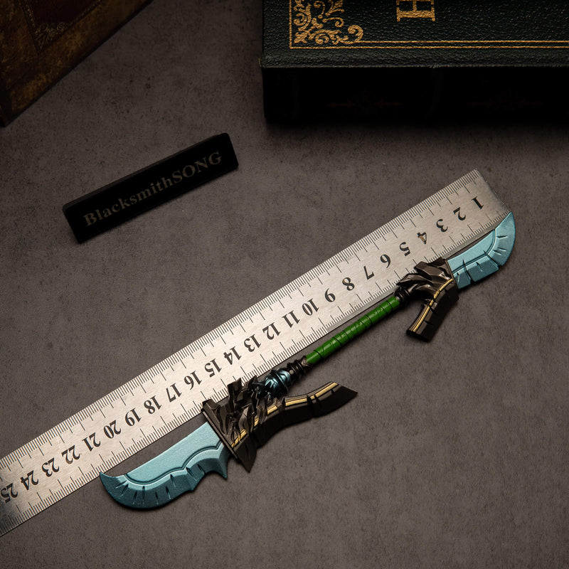 Cloudsong Glaive replica — size chart, 22cm / 8.7 inches, measured against a metal ruler.