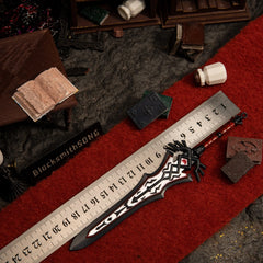 Royal Guard's Claymore replica — size chart, 20.5cm / 8.1 inches.