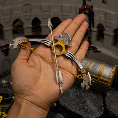 Savage Lynel Bow replica (15cm die-cast zinc alloy bow) — held in hand for scale.